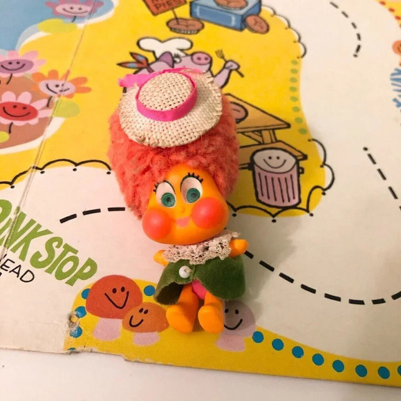 Vintage 1969 Mattel  Upsy Downsy Pudgy Fudgy Doll Playset with Board and Book - Picture 4 of 16